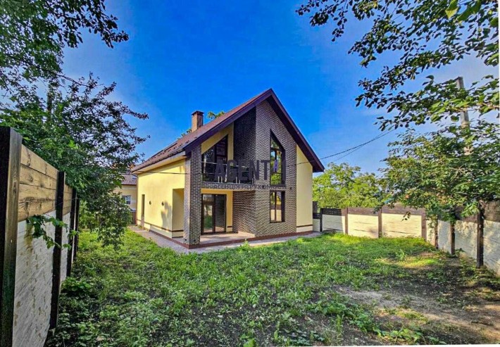 Продається сучасний будинок 143 кв.м  м.Ірпінь, Київська область. - фото 1