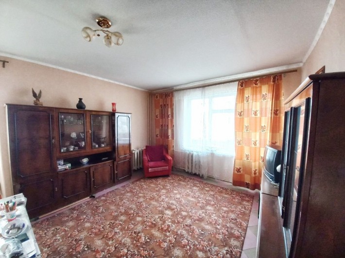 Продам 1-но комнатную квартиру в Новомосковске, район ЗАГС - фото 1
