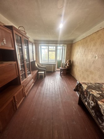 Продам 1 о кімнатну квартиру Бориспіль вул. Ясна р-н 3 школи - фото 1