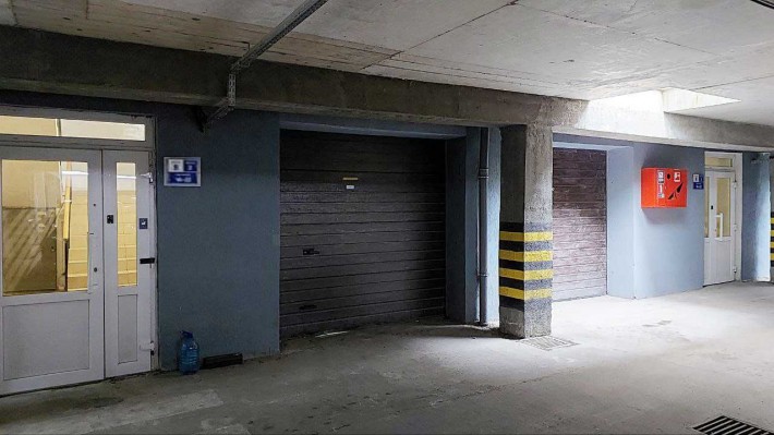 Продам гараж в підземному паркінгу по вул. Мельника, 10 - фото 1