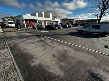 Оренда комерційних приміщень в ТЦ Оз  прикасова зона Стрый