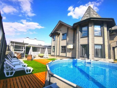 Аренда дом на сутки с бассейном для свадьбы фотосессии корпоратива Киев