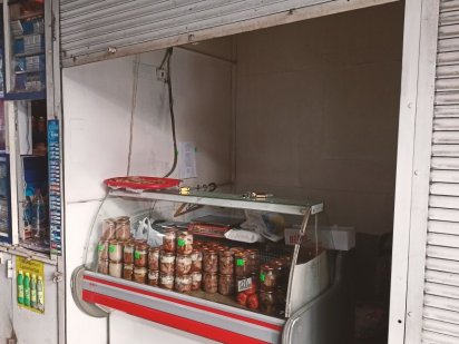 Кіоск  на продуктовій алеї,здаю Хмельницкий