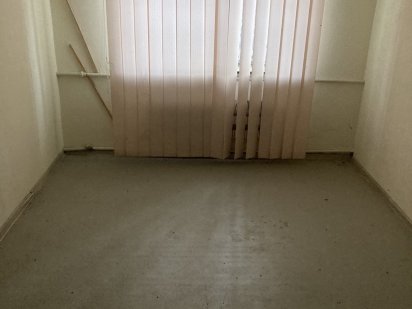 Оренда  фасадних приміщень по Карбишева( поруч авторинок) Луцьк