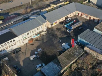 Оренда складу 46 кв.м та  офісних приміщеннь 94 кв.м Яровиця 4 Луцьк