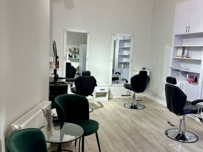 Здам перукарське крісло. Центр.Перукарня. Ремонт. Ивано-Франковск