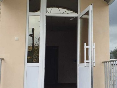 Оренда офісів  26 м ², 22 м ², складу 90м ², 146м ², 252м ² Вінниця