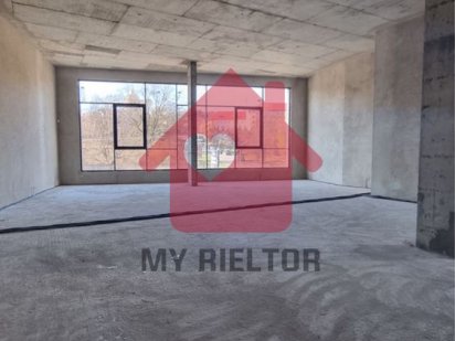 Здається приміщення! 300кв м 3000$ Ужгород