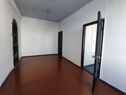 Оренда офісу 34 кв.м. в центрі вул. Хрещатик Черкаси