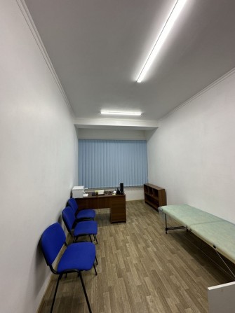 Здається приміщення на Богунії 100 м. квадратних з ремонтом і меблями. - фото 1