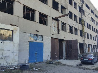 Сдам в аренду гаражи, склады, цеха на Мебельной фабрике