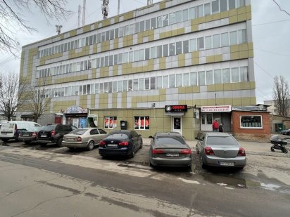 Торгівельна площа Кропивницкий