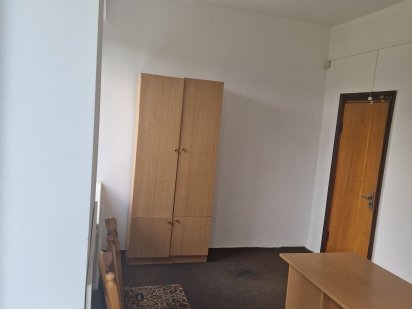 Офісні кімнати на території швейної фабрики  Маяк. Львов