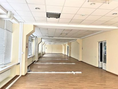 Здам офісне приміщення 347 кв.м, М Ботанічний Сад, пр. Науки, 36 Харків