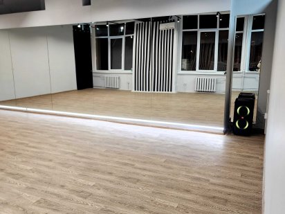 Оренда танцювального залу (почасова) Харків 
Аренда танцевального зала Харків