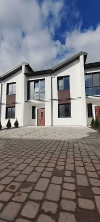 Продам таунхаус, будинок в місті - 475 дол.м.кв. - фото 1