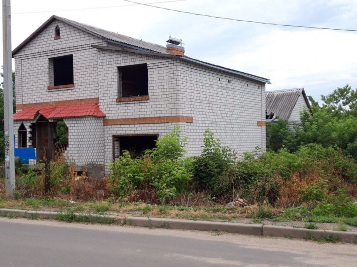 Дом в Бережинке безвікон - фото 1