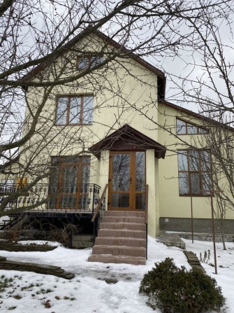 155 тыс.$ Новый дом с ремонтом 135 м2 / Баня / Холодная гора - фото 1