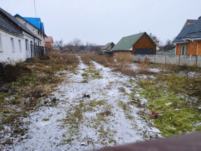 Продаю земельну ділянку на Заріччі