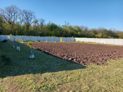 Продається земельна ділянка 10соток