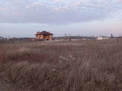 Продаж земельної ділянки під житлову забудову