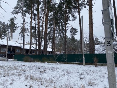 Ділянка правильної форми біля виїзду на варшавську трасу!