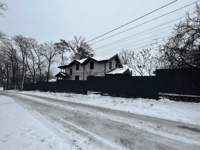 Земельна ділянка в центрі Ірпеня з комунікаціями Ирпень