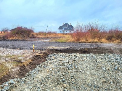 Продам земельну ділянку район Щасливе з виїздом на вулицю Чорновола Рівне