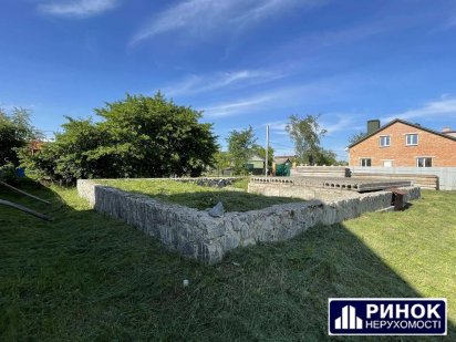 Велика земельна ділянка з розпочатим будівництвом. Полтава