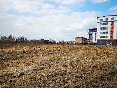 Продам ділянку на проти Щасливого Ровно