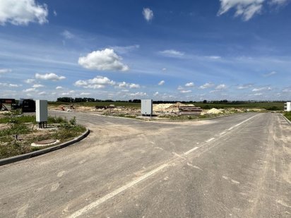 Земельна ділянка 7,6 соток в масиві Гармонія, міські комунікації Рівне