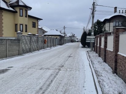 Продам земельну ділянку недалеко від вул. Вильямса (Голосеево, Жуляны) Киев