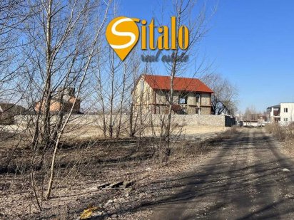 Ділянка 10 соток поруч Osocor Residence, Осокорки, метро Славутич 6 км Киев