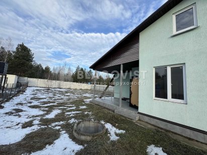 Земельна ділянка з будинком 4 кілометра від ст.м. Лісова Киев