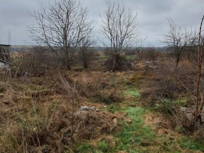 Продам земельну ділянку 10 сот