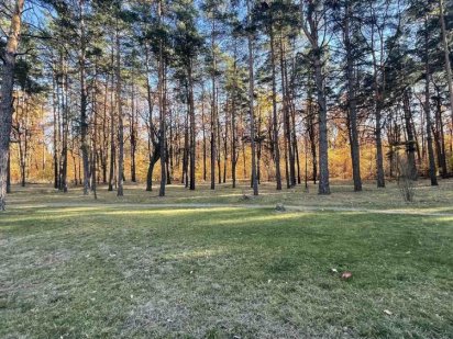 Продам участок в курорте Пуща-Водица, рядом лесное озеро Киев