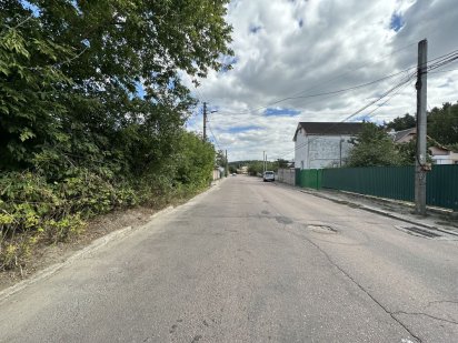 Продається ділянка на Сосновій з документами на будинок Житомир