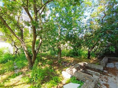 Продам красивый угловой участок 9 соток в шикарном районе на Фонтане! Одеса