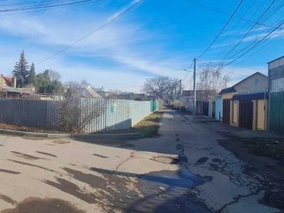 Угловой участок на Таирова Одесса