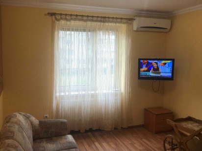 Однокімнатна  квартира в центрі міста Берегове