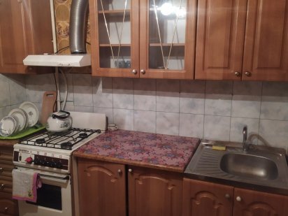 Подобово двохкімнатна квартира Конотоп