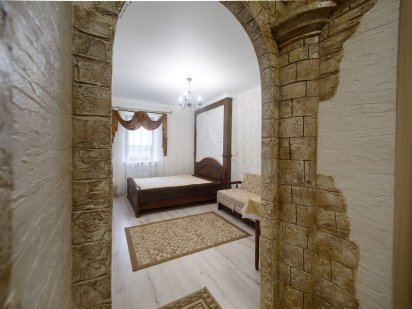 Затишна 2 кімнатна квартира в центрі старого міста!!! Кам'янець-Подільський