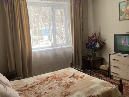 Сдам квартиру на довгий срок вільна з 1 березня