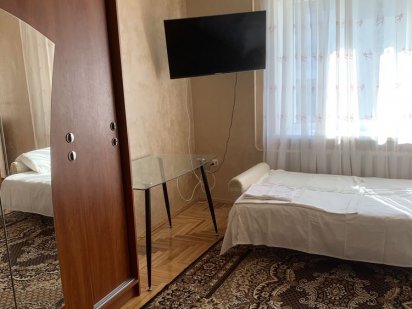 Здам 2 км квартиру 5 спальних місць. Документи для проживання. Стрый