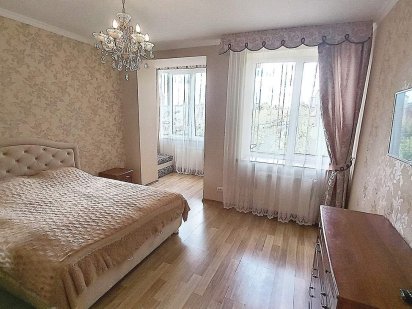 Вільно з 3.08  сьогодні!!! Квартира в центрi Трускавец