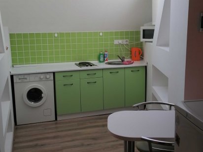 Центр, пл. Театральна, 1-кімнатна. Ужгород