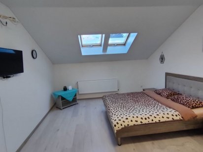 Сучасна квартира в новобуді..погодинно. подобово автовокз. чайка центр Ровно