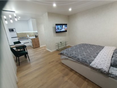 Вишенка 600-річчя подобово/ погодинно Винница