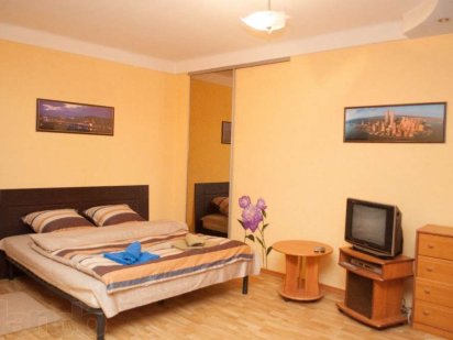 Квартира посуточно. Бульвар Дружбы народов 25 Киев