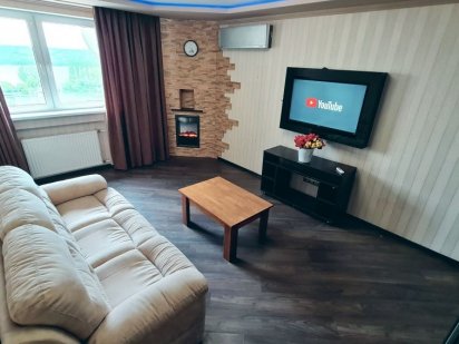 Отличная 2-комн. квартира в центре с шикарным видом на Днепр